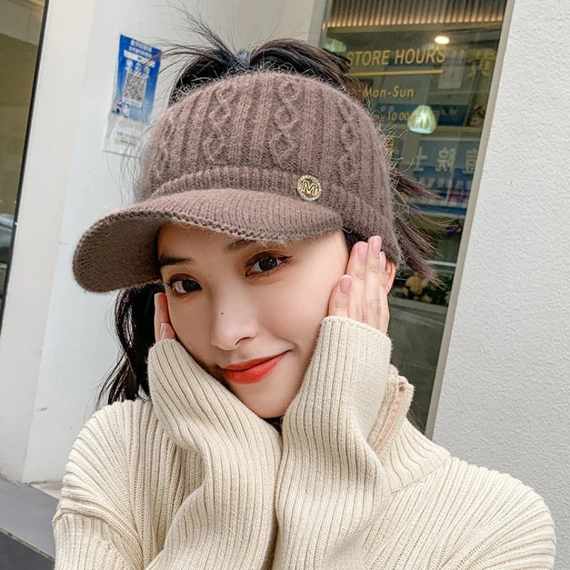 Autumn and Winter Woolen Duck Tongue Cap Teenage Fashion Versatile Hat Female Leakage Ponytail Outdoor Padded Warm Knitted Cap